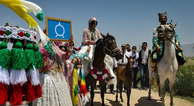 Qaşqay türklərinə qarşı davam edən diskriminasiya İranın pozulan Əsas Qanunu ANALİZ