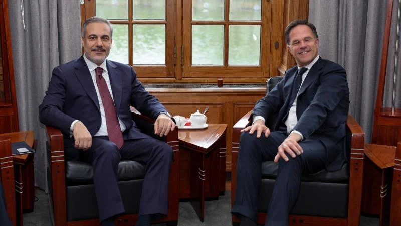 Hakan Fidan Mark Rutte ilə görüşdü