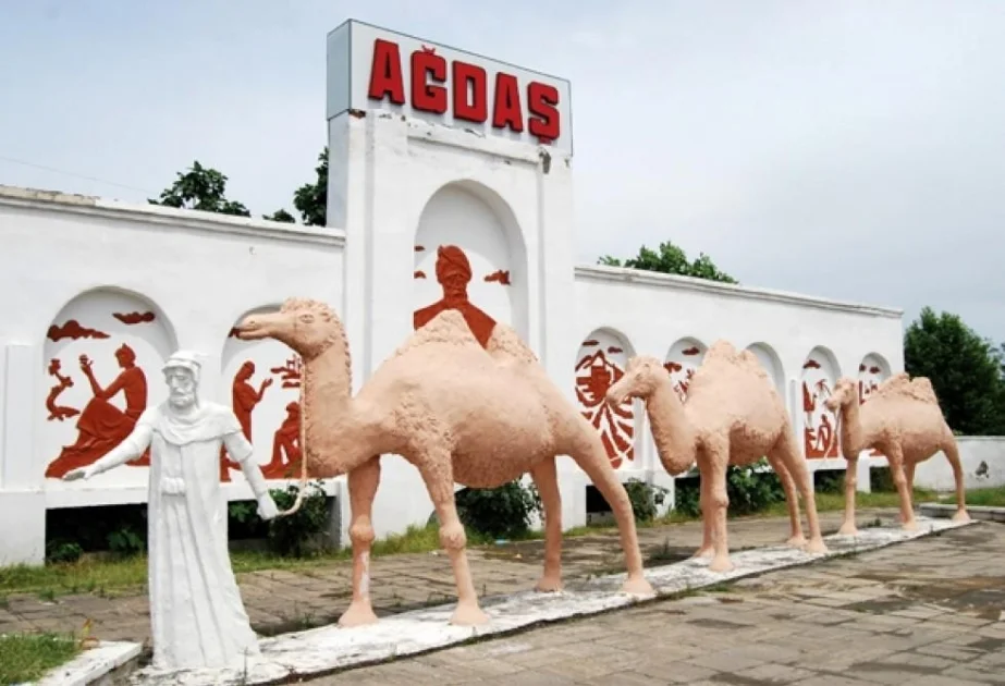 Ağdaşda ailə faciəsi: Qardaş qardaşı öldürdü