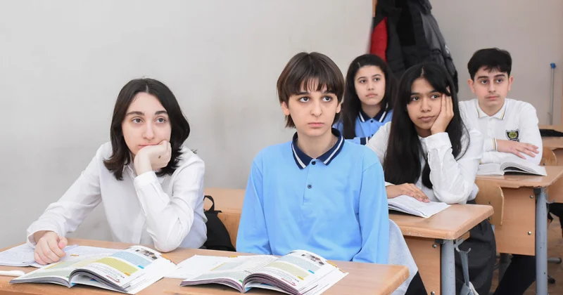 Azərbaycan məktəblərində tədris dili üzrə statistika açıqlanıb