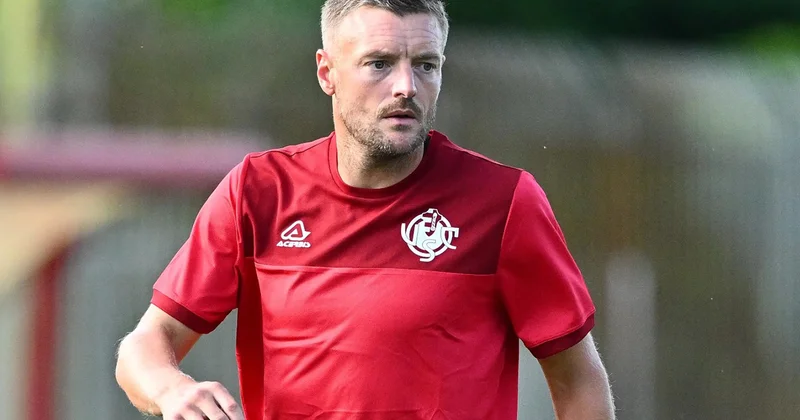 Oyun zamanı evi qarət olundu