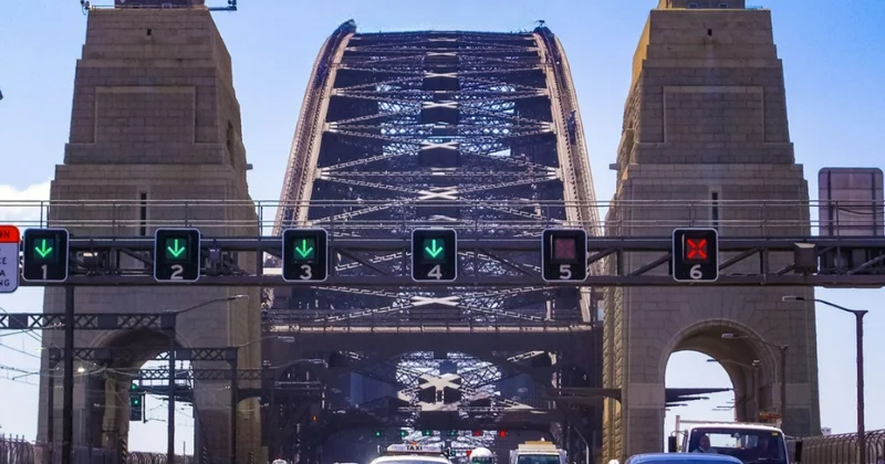 Bakıda reversiv yollar yaradılacaq? Ekspert izah edir