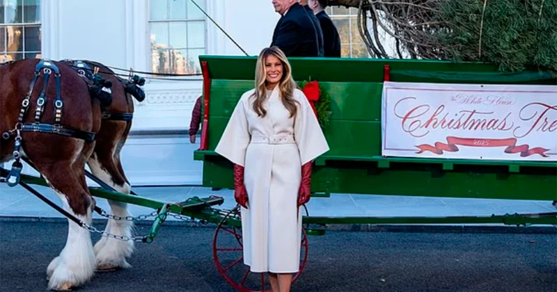 Geyimini xəstəxana paltarı ilə müqayisə etdilər Fotolar