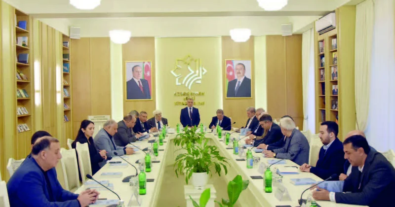 “Pozitiv, etibarlı və anlayışlı həmkar...”