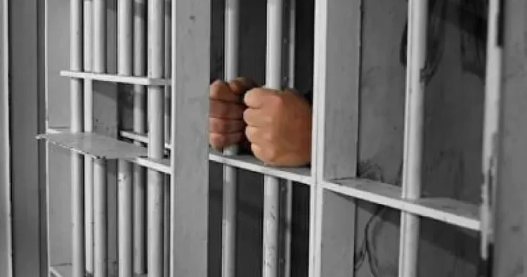 İran 300 ə yaxın məhbusu Taliban a təhvil verdi