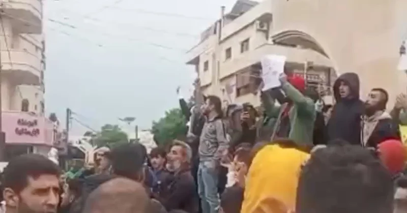 В Сирии протесты после атак на армян видео