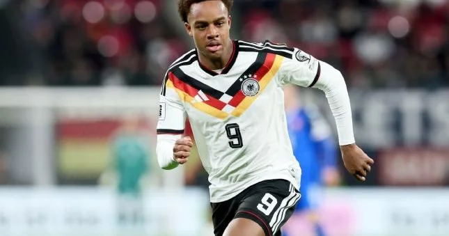 İngiltərə nəhəngləri Almaniya millisinin gənc ulduzunu hədəfə aldı