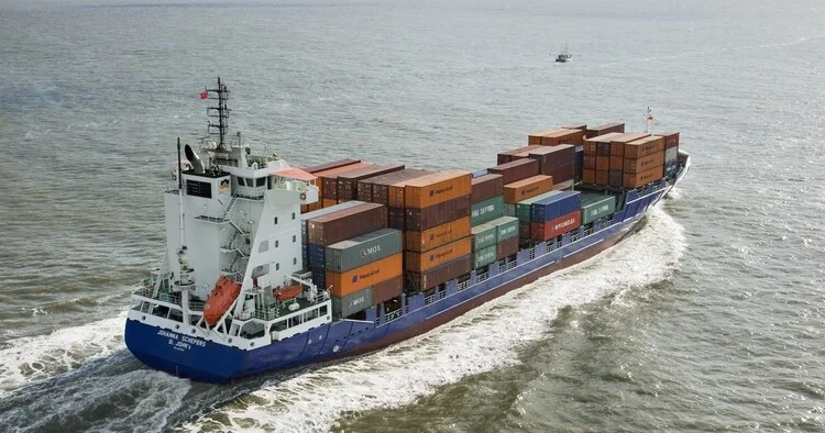 Qazaxıstan Azərbaycandan konteyner daşıyan iki dəniz gəmisi alacaq