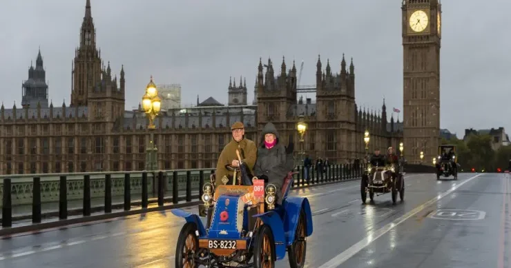 Londona gedənlərə bəd xəbər Turistlərə vergi tətbiq olunacaq