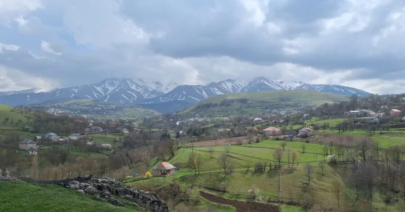 Ermənistan müdafiə nazirinin Bakıya qarşı ərazi iddiası Nə baş verir?