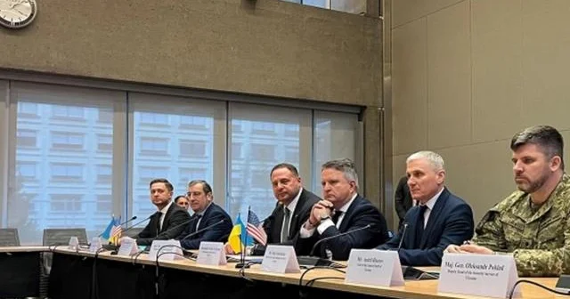 Trampın planında Rusiya aktivlərindən istifadə ilə bağlı bənd ləğv edilib...