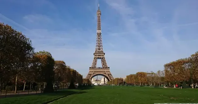 İran diplomatı Parisə gedəcək