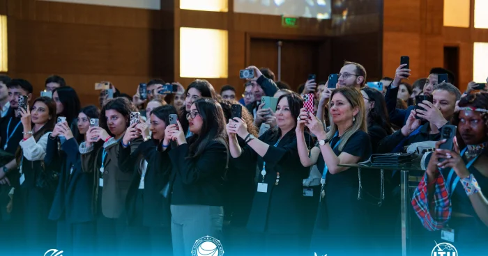 KOSMİK Akademiya Dünya məktəbi ilə əməkdaşlıqda seminar keçirib