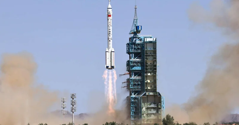 Китайский космический корабль без экипажа запущен на орбиту