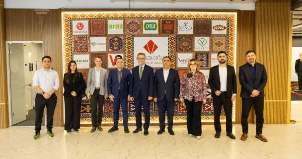 Almaniyanın ölkəmizdəki səfiri Veysəloğlu nun Mərkəz ofisində Rossmann ı ziyarət etdi FOTOLAR