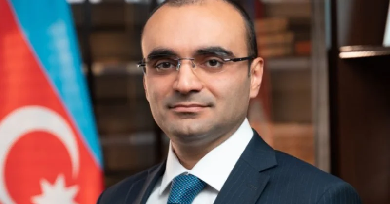 Yeni icra başçısı köməkçisini işdən çıxardı