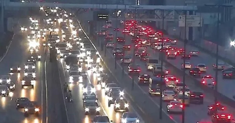 Bakının bu yolları keçilməz oldu