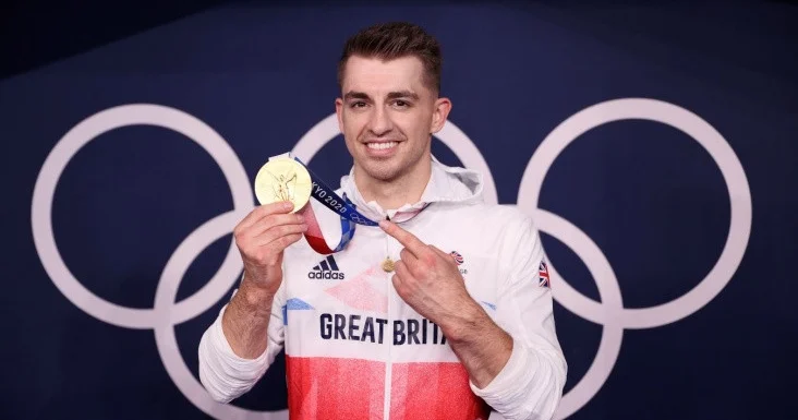 Britaniyanın ən uğurlu gimnastı 32 yaşında Olimpiadaya görə karyerasını bərpa edib