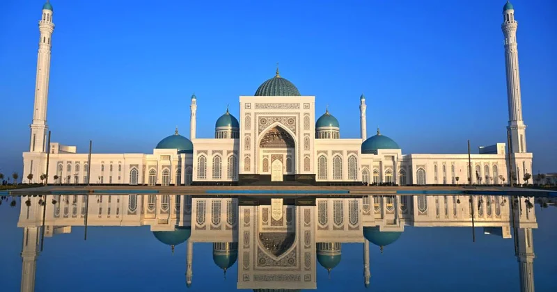 Qədim Səmərqənd şəhərində möhtəşəm İmam Buxari məqbərəsinin açılışı olub