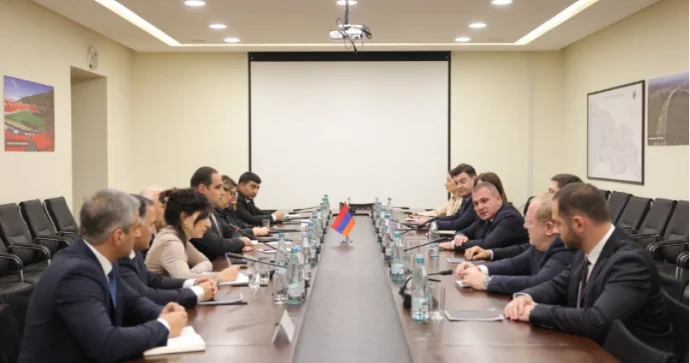 Gürcüstan və Ermənistan rəsmiləri Orta Dəhlizin perspektivlərini müzakirə ediblər