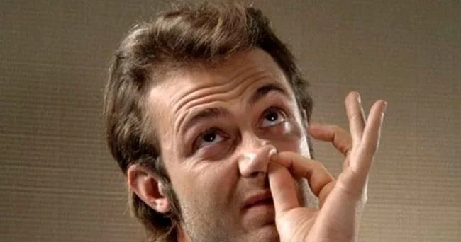 Burnunu çox eşələyənlər ağlını itirə bilər