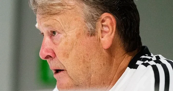 Tanınmış norveçli baş məşqçi beyin xərçəngindən əziyyət çəkir