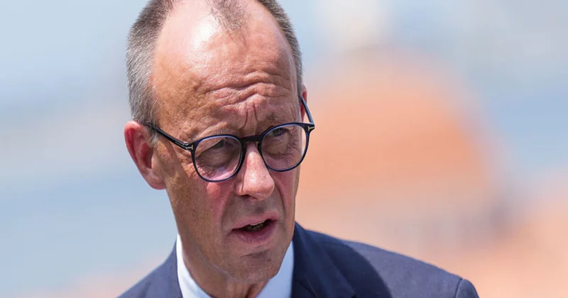 Merz: Almaniyada sığınacaq müraciətlərinin sayı 60% dən çox azalıb