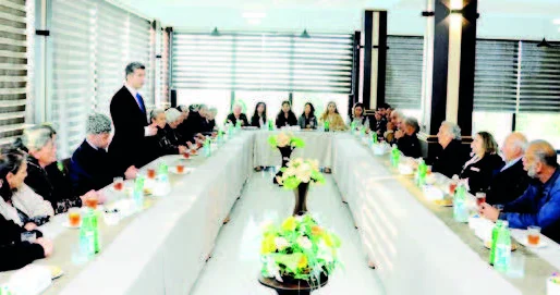 Şəhid ailələri ilə görüş