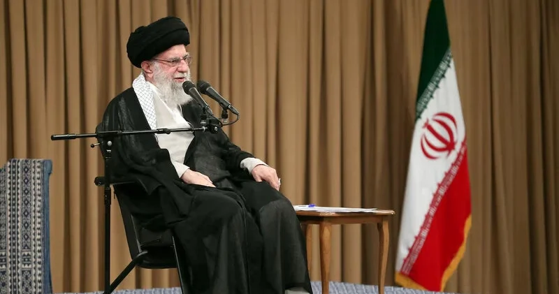 İranı Xamenei idarə etmir Gerşt