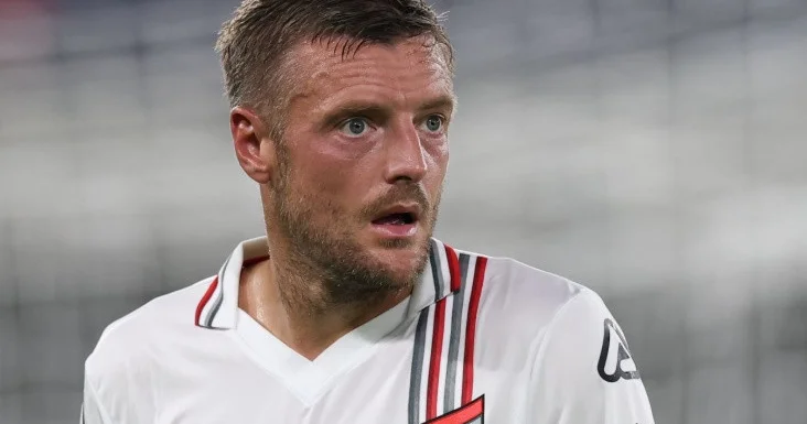 A Seriyasının futbolçusu Ceymi Vardinin evi qarət olunub