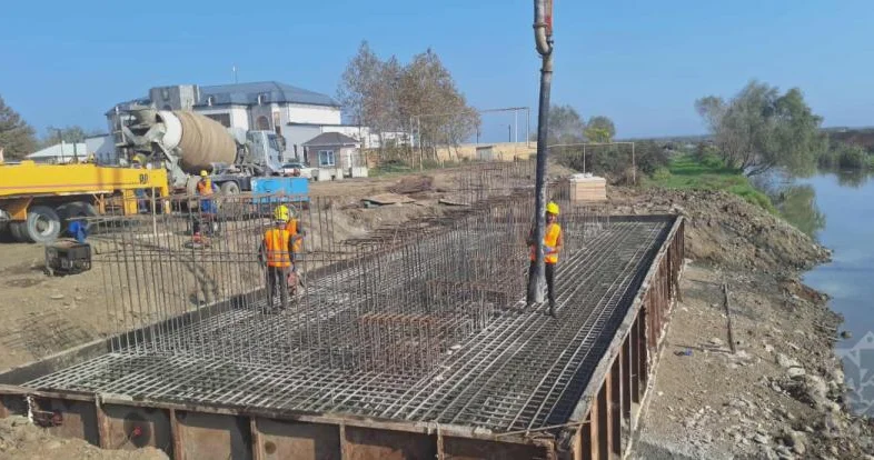 Lənkəranda iki qəzalı körpü yenidən qurulur