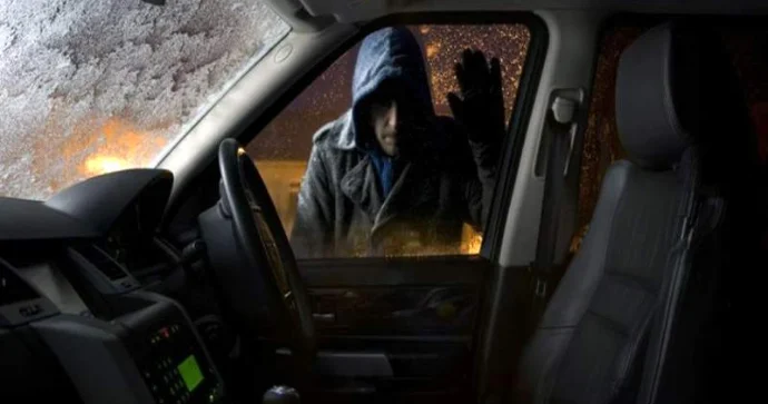 Avtomobili qaçırıb hissələrə ayırıb internetdə satışa çıxardı; cinayət işi açıldı FOTOLAR