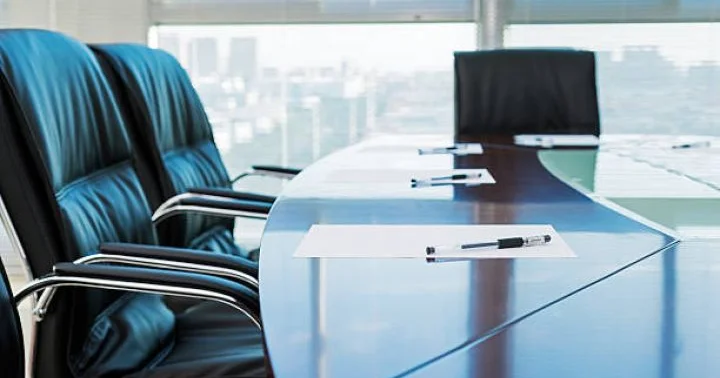 Bankda növbədənkənar yığıncaq keçiriləcək, idarəetmə orqanlarına dair məsələlər müzakirə ediləcək