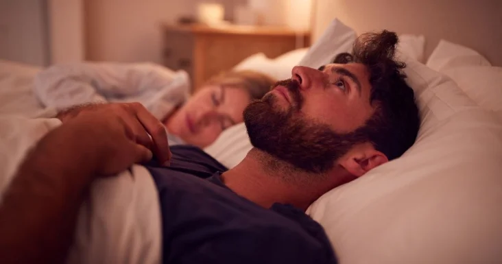 30 dəqiqədə yuxuya gedə bilmirsinizsə bunu edin