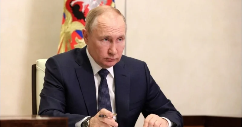 Putin onu vəzifəsindən azad etdi