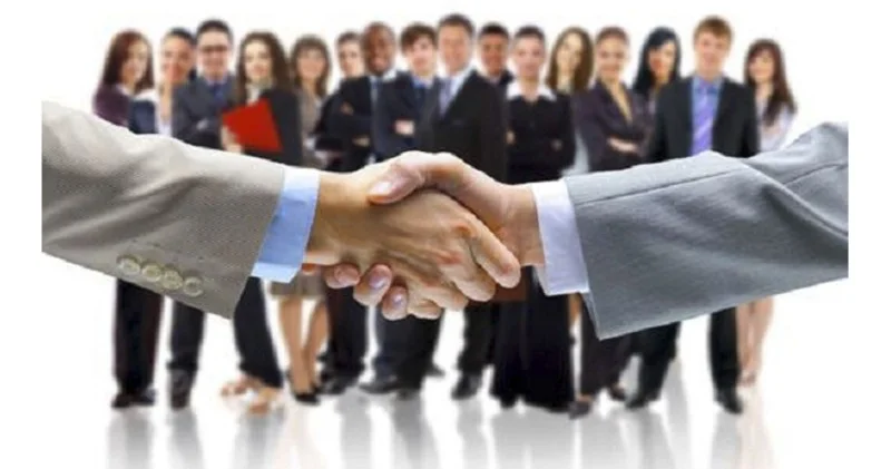 Ölkədə açılan iş yerlərinin 76 faizi Bakının payına düşür