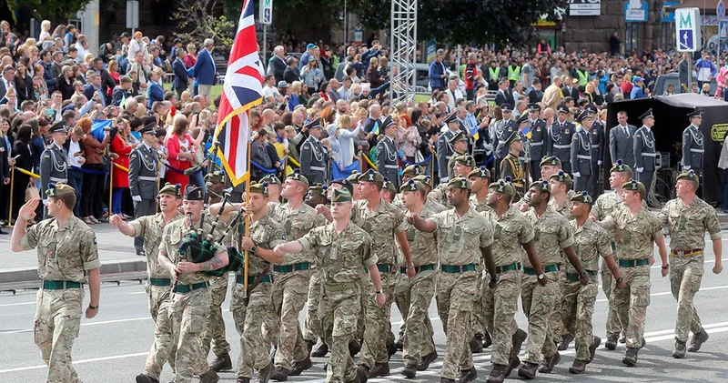 Bu ölkə Avropaya qoşun göndərməyə hazırlaşır: Rəsmən təsdiqləndi