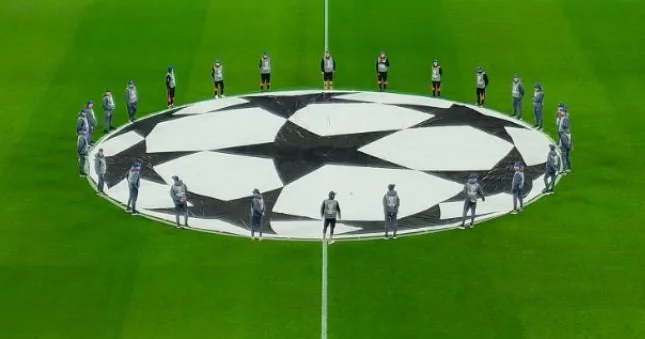 Çelsi Barselona ya, Bayer Mançester Siti yə qalib gəldi