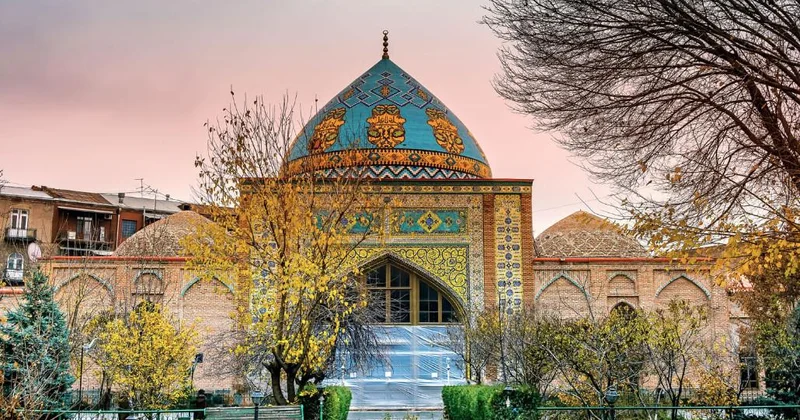 İrəvana gedən azərbaycanlılar Göy Məscidi niyə ziyarət etmədilər?