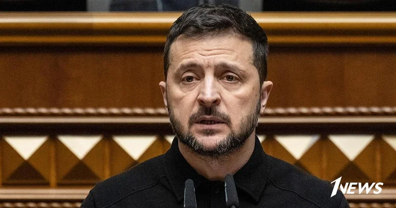 Зеленский попросил Запад не останавливать военную помощь