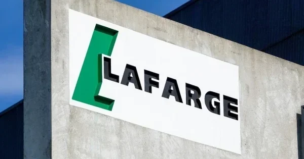 Суд в Париже продолжает дело Lafarge о финансировании ИГИЛ