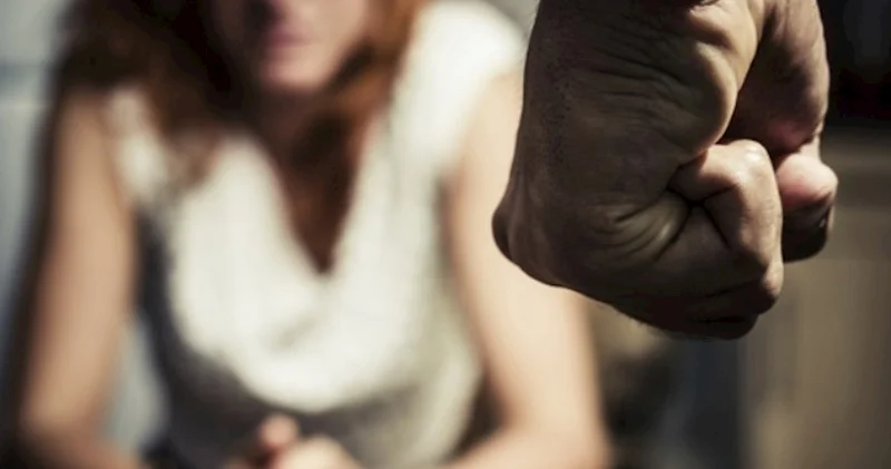 Oğlu həbsxanada olan qadın döyüldü TƏFƏRRÜAT