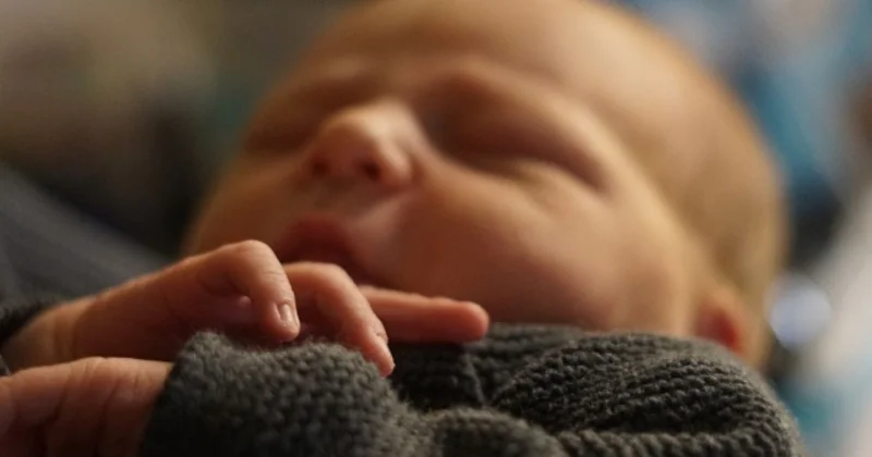 Шокирующий случай в Тюркане: мать убила собственного ребенка