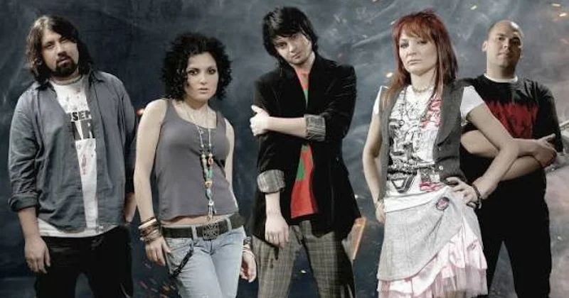 UNFORMAL вернулись спустя 17 лет и устроили аншлаг ФОТО ВИДЕО