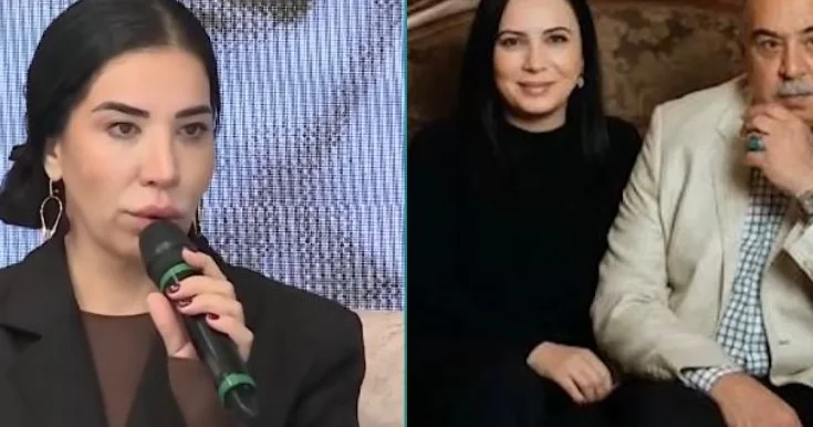 Uşaq anasının paltarını gəlinciyə geyindirib yanında saxlayır