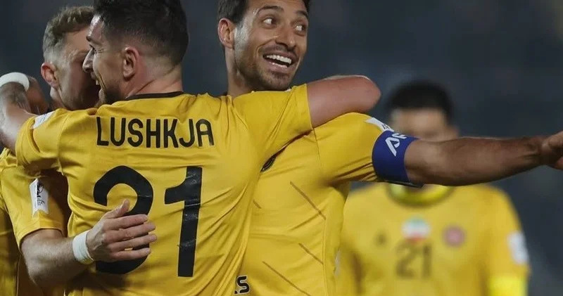 Traktor Özbəkistanda qələbə qazandı