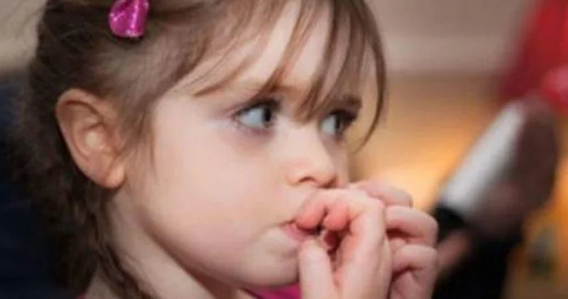 Göz altı qızartı böyrək xəstəliyi deyilmiş Pediatrizah etdi