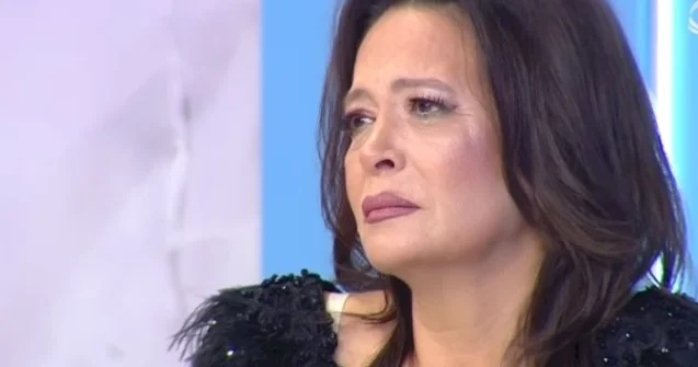 Xanlarova Ələkbərzadəyə görə işdən çıxır?