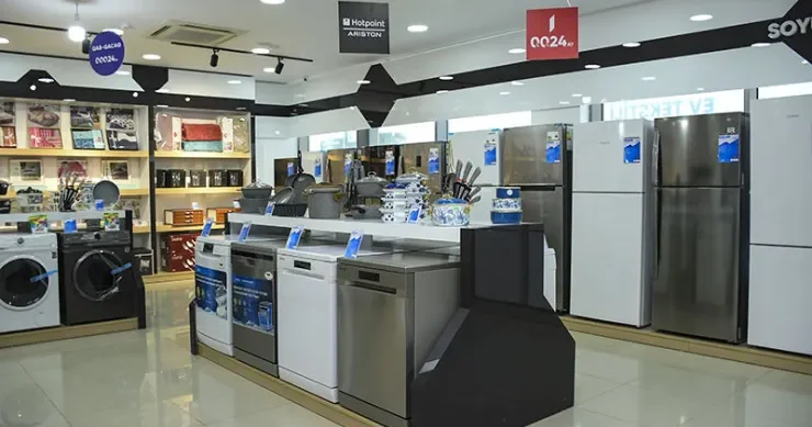 Aldığı soyuducu 300 manat ucuzlaşdı: Bakıda mağaza ilə müştəri ÜZ ÜZƏ