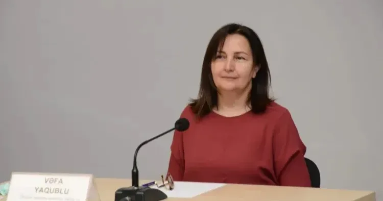 Vəfa Yaqublu müəllimlərlə müzakirələr apardı